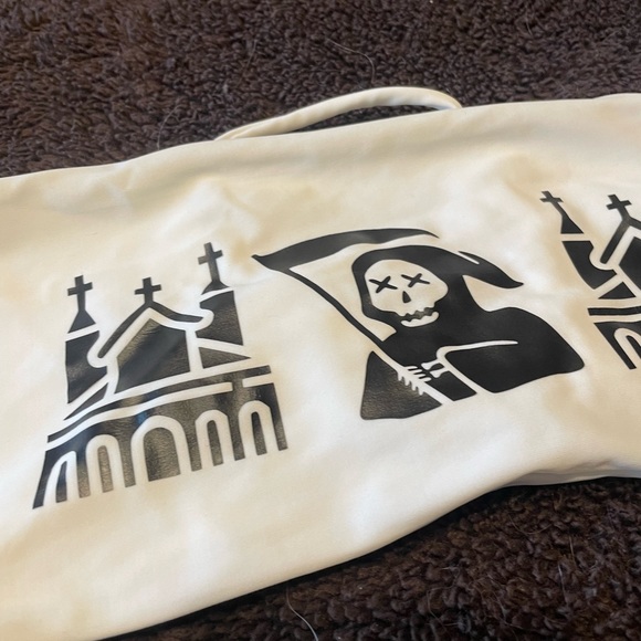 New Psycho Rebel Bikini - Picture 4 of 7